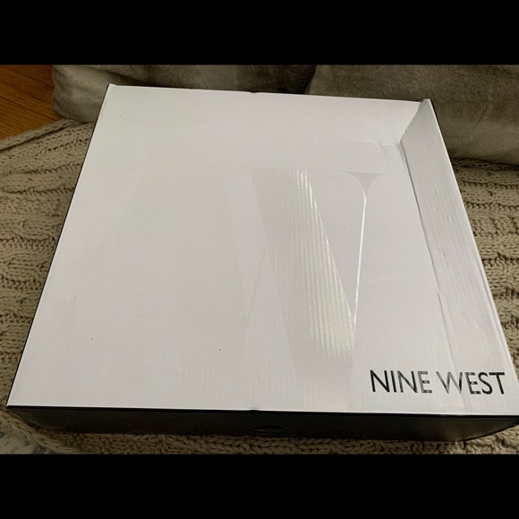 Nine West ruched suede boots - Picture 5 of 5